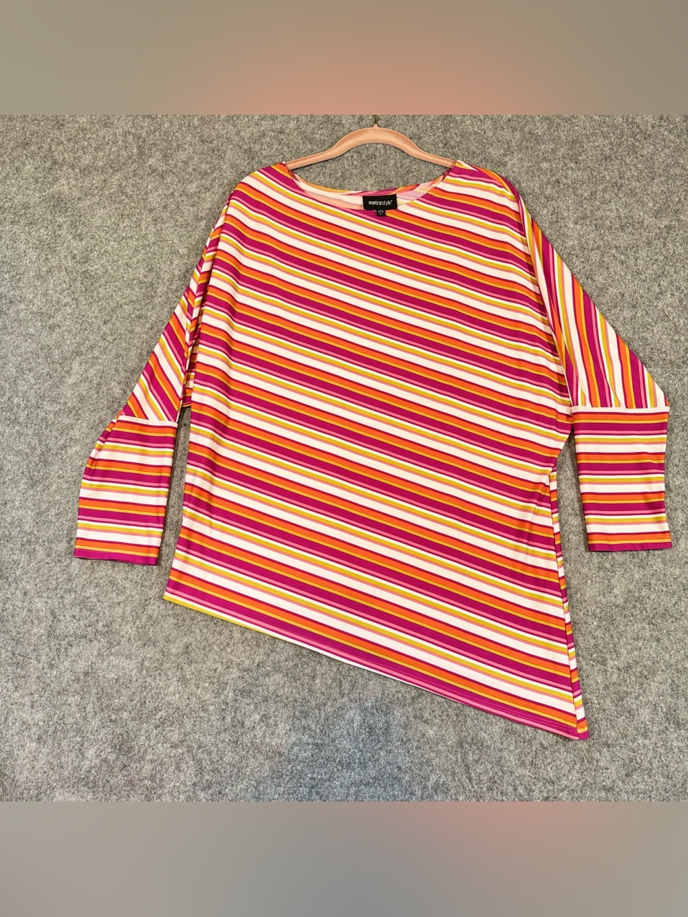 Metrostyle Women’s Striped 3/4 Sleeve Top Size L Poly Spandex Tunic USA - Picture 6 of 12
